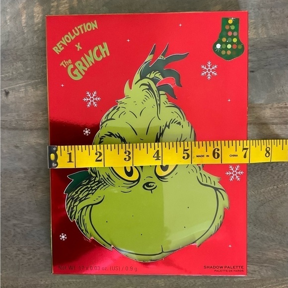 The Grinch x Makeup Revolution The Grinch Eyeshadow Palette - Picture 11 of 11